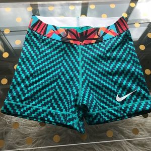 Zig-Zag teal/navy Nike Pro Compression shorts